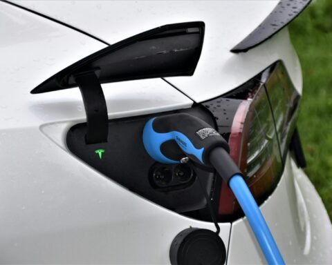 Tesla ev, charging